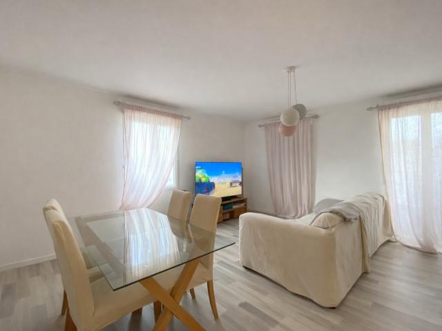 La Chaussée Saint Victor Vente Appartement 41