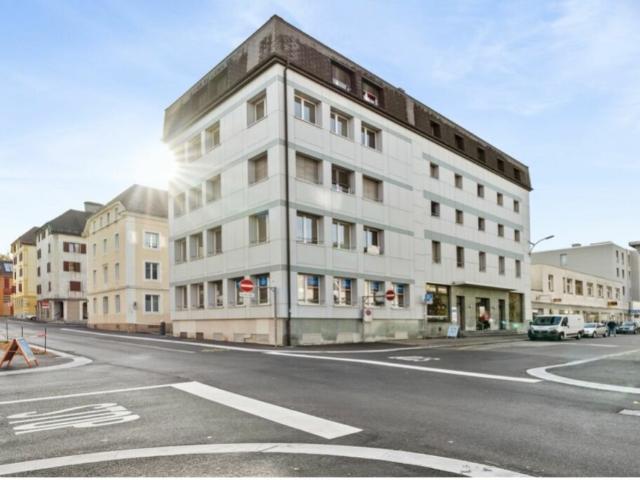 La Chaux de Fonds Immeuble locatif et commercial