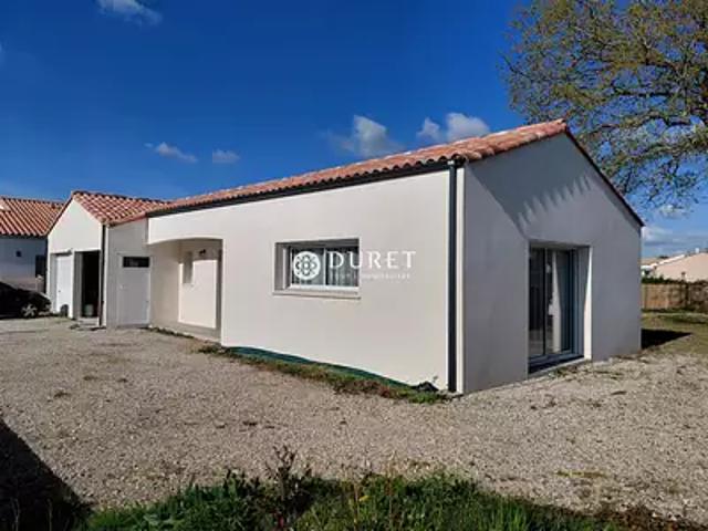 La Chapelle Hermier 85220 Achat / Vente maison 5 pièces t5 terrasse parking