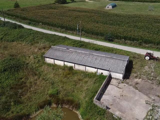 LA CHAPELLE NAUDE CORPS DE FERME A VENDRE
