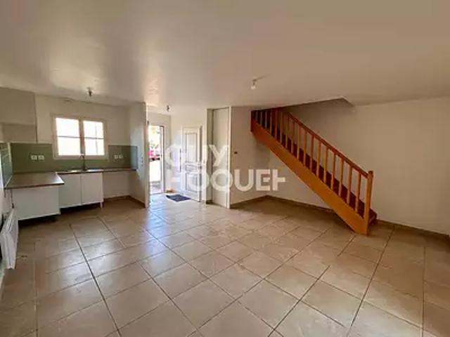La Chapelle Saint Mesmin 45380 Achat / Vente maison 3 pièces t3 au dernier étage terrasse