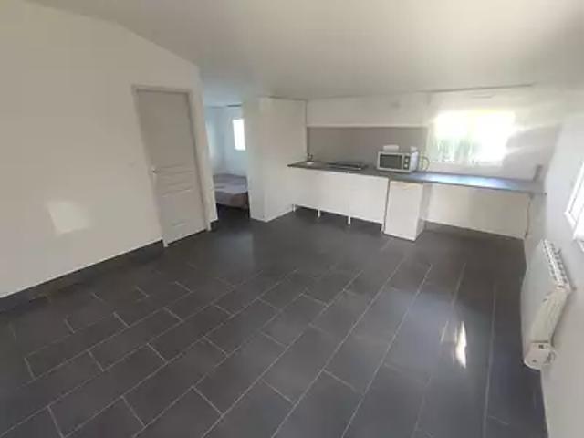 La Chapelle Saint Mesmin 45380 Location appartement 1 pièce t1 cave parking