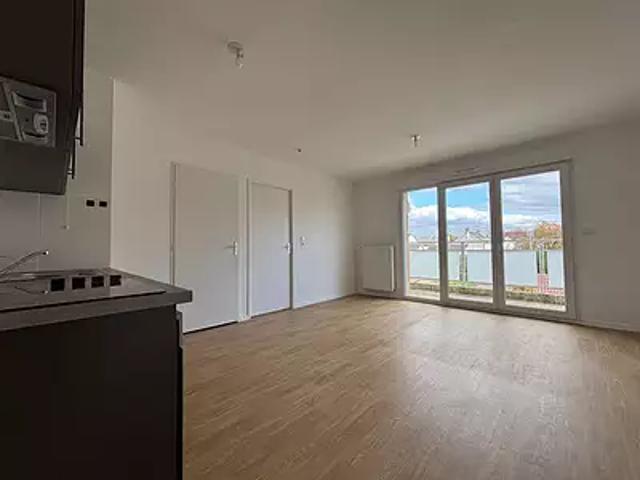 La Chapelle Saint Mesmin 45380 Location appartement 2 pièces t2 parking