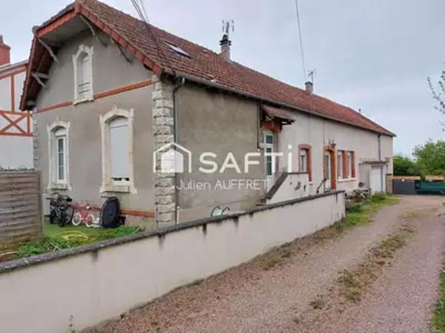 La Charité sur Loire 58400 Achat / Vente immeuble parking