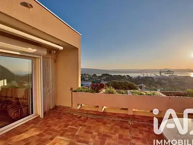 La Ciotat 13600 Achat / Vente appartement 3 pièces t3 au dernier étage