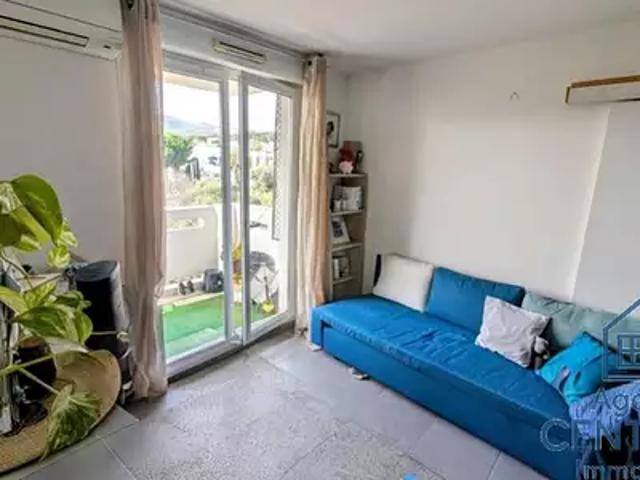La Ciotat 13600 Achat / Vente appartement 3 pièces t3 au dernier étage piscine