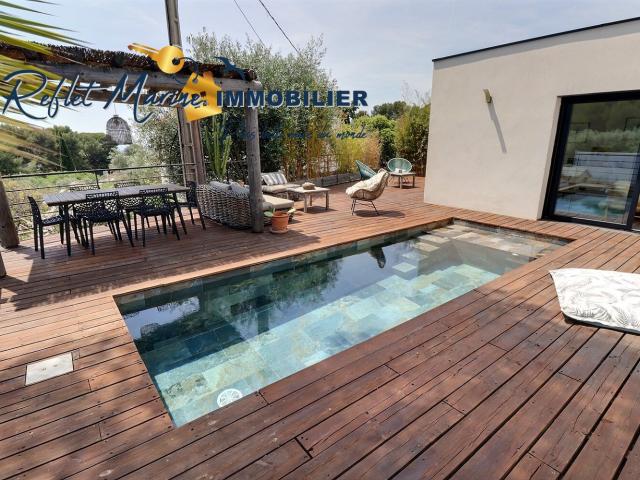 LA CIOTAT FONTSAINTE / SAINT JEAN: Villa contemporaine de plain pied Piscine Vue dégagée Échappée mer