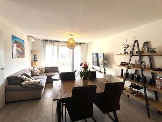 La Ciotat, T3 avec terrasse + 2 places parking
