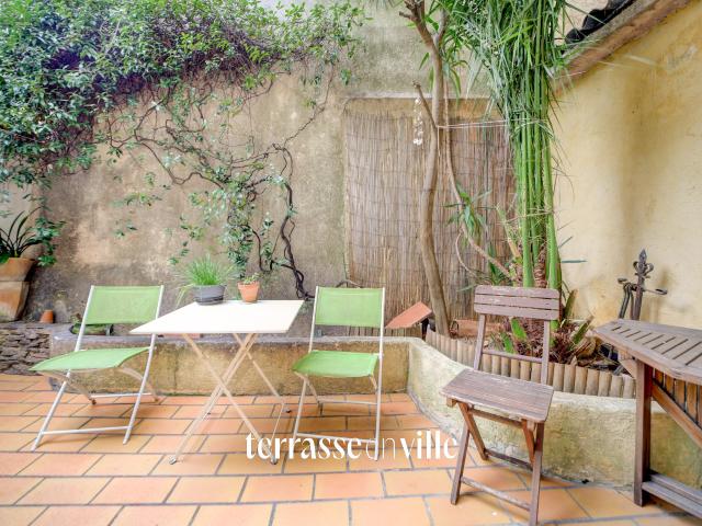 LA CIOTAT VIEUX PORT MAISON T4 74M2 COUR INTÉRIEURE
