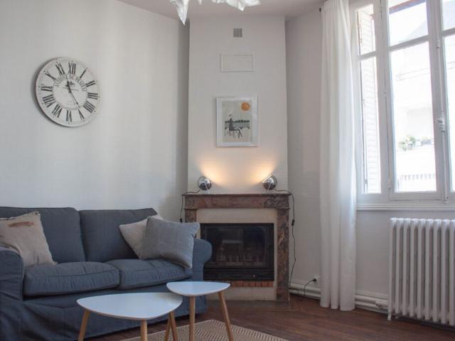 LA COOL'OC #5 Location Appartement tours: 18.51 m2