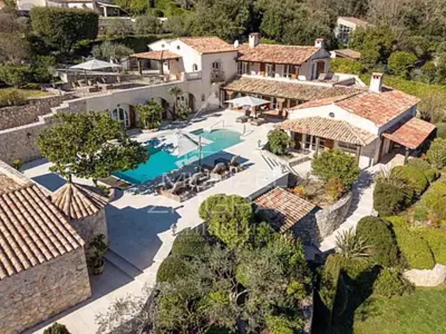 La Colle sur Loup 06480 Achat / Vente maison 8 pièces t8 piscine