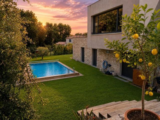 LA COLLE SUR LOUP VILLA 4 pièces avec piscine