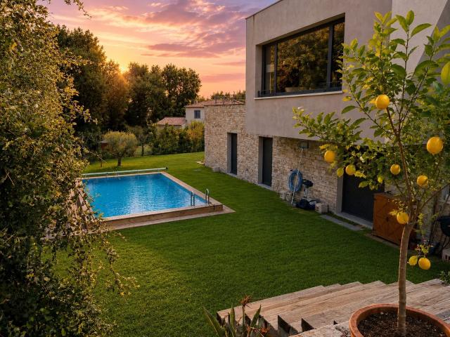 LA COLLE SUR LOUP VILLA 4 pièces avec piscine