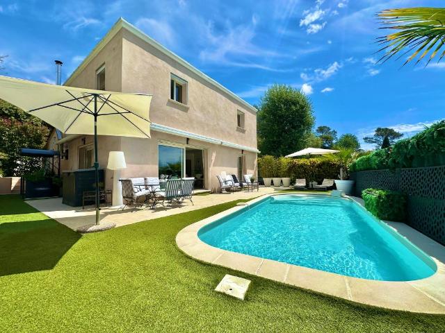 LA COLLE SUR LOUP VILLA 5 PIÈCES PISCINE JARDIN