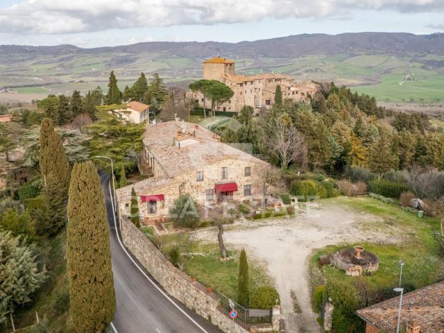 La Corte del Viandante 566m² Radicofani