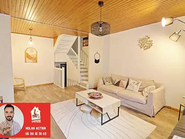 La Côte Saint André 38260 Achat / Vente maison 5 pièces t5 au dernier étage cave