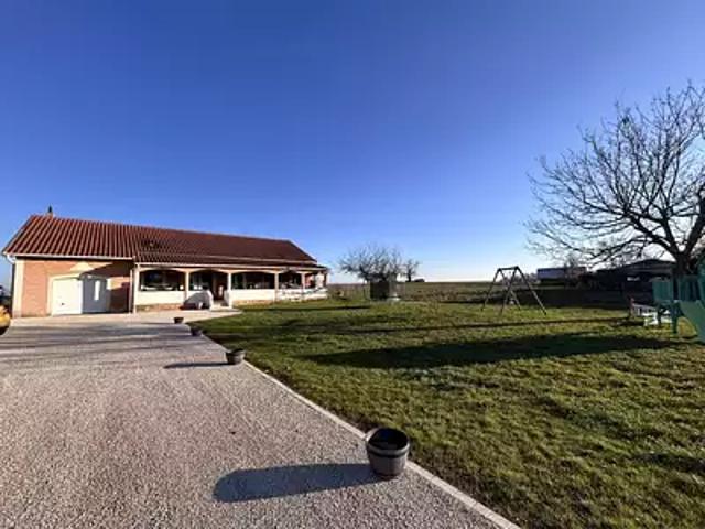 La Côte Saint André 38260 Achat / Vente maison 7 pièces t7