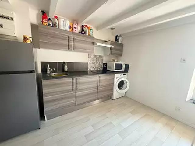 La Côte Saint André 38260 Achat / Vente appartement 1 pièce t1 au dernier étage