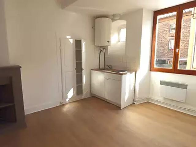 La Côte Saint André 38260 Location appartement 1 pièce t1