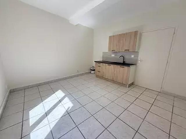 La Côte Saint André 38260 Location appartement 1 pièce t1