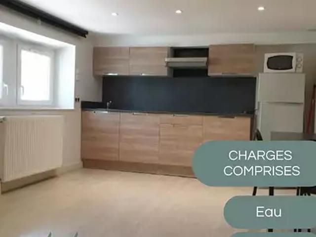 La Côte Saint André 38260 Location appartement 2 pièces t2 au dernier étage
