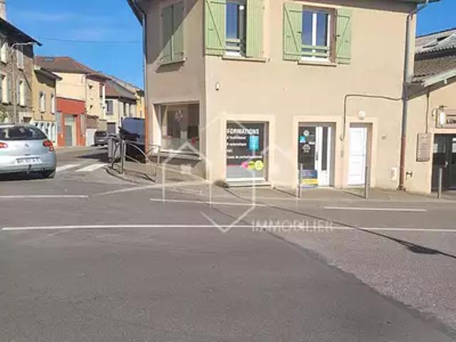 La Côte Saint André 38260 Location divers 3 pièces