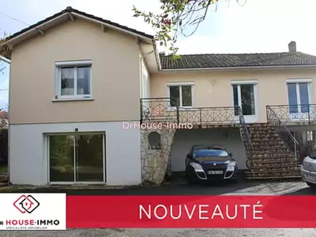 La Couronne 16400 Achat / Vente maison 10 pièces t10 au dernier étage parking