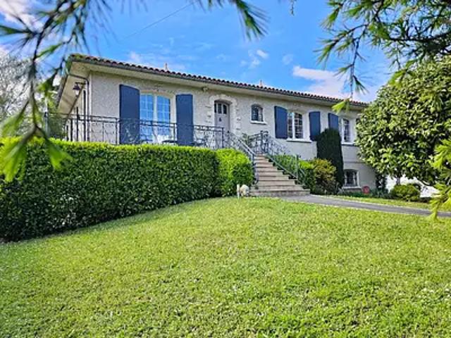 La Couronne 16400 Achat / Vente maison 7 pièces t7