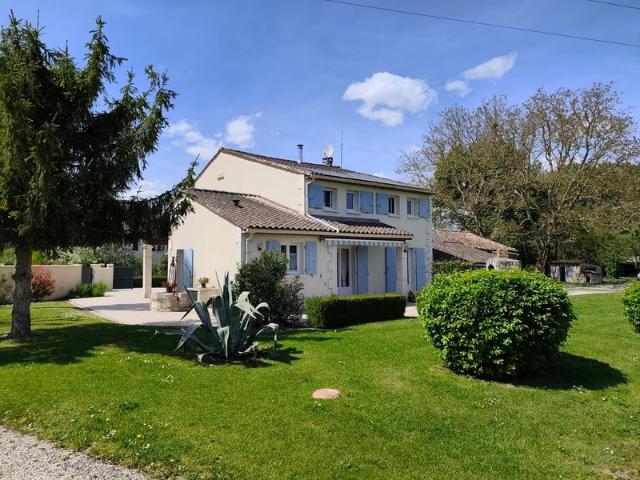La Couronne Vente Maison 16