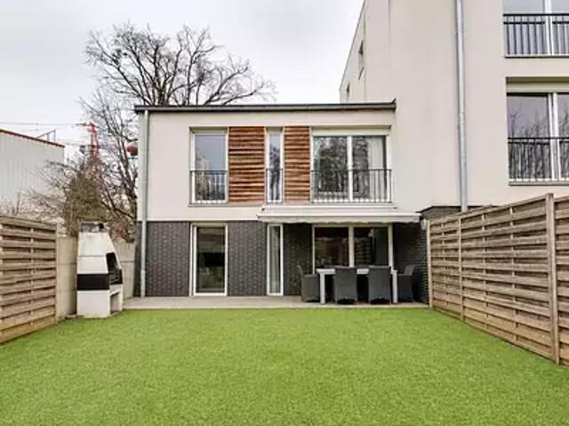 La Courneuve 93120 Achat / Vente appartement 5 pièces t5 jardin