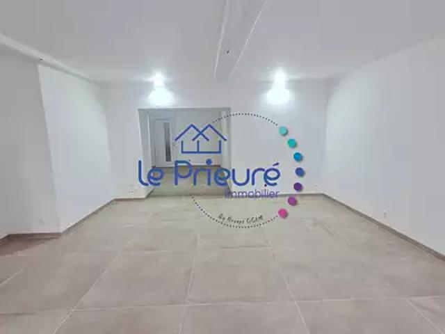 La Clayette 71800 Location divers