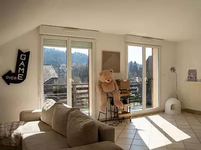 La Cluse et Mijoux 25300 Achat / Vente appartement 2 pièces t2 au dernier étage cave