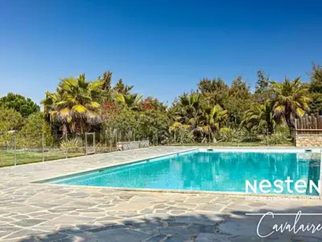 La Croix Valmer 83420 Achat / Vente appartement 3 pièces t3 au dernier étage piscine