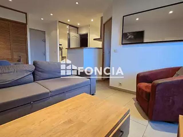 La Croix Valmer 83420 Achat / Vente appartement 2 pièces t2 au dernier étage piscine