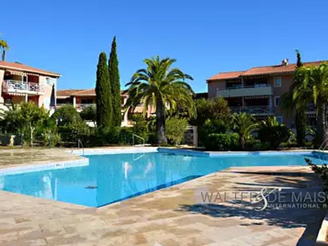 La Croix Valmer 83420 Achat / Vente appartement 2 pièces t2 piscine parking