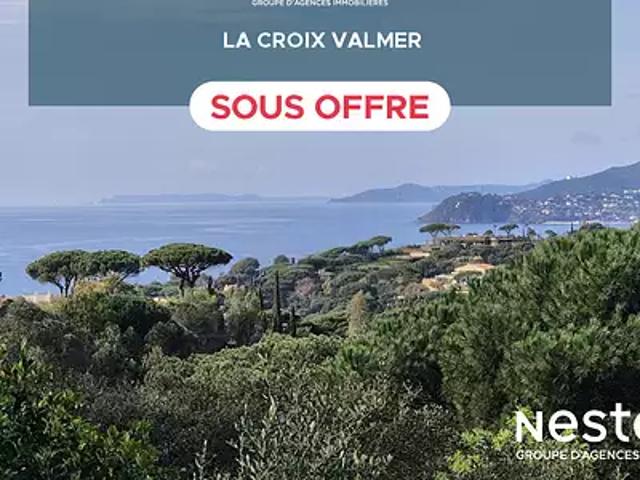 La Croix Valmer 83420 Achat / Vente maison 4 pièces t4 au dernier étage piscine