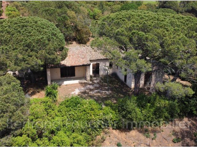 LA CROIX VALMER VILLA DE 140m² sur 9500 m² en pleine nature