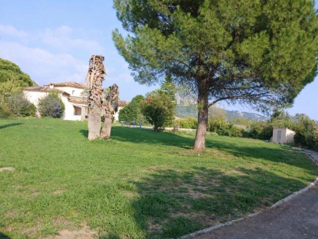 La Crau Vente Terrain 83