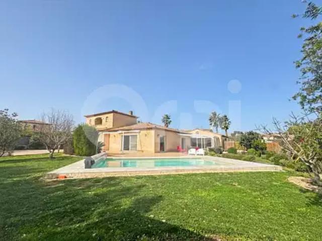 La Crau 83260 Achat / Vente maison 9 pièces t9
