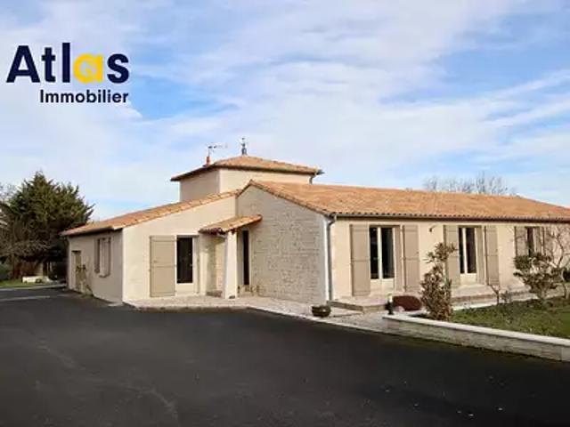 La Crèche 79260 Achat / Vente maison 7 pièces t7 au dernier étage piscine