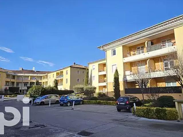 La Destrousse 13112 Achat / Vente appartement 2 pièces t2 terrasse balcon