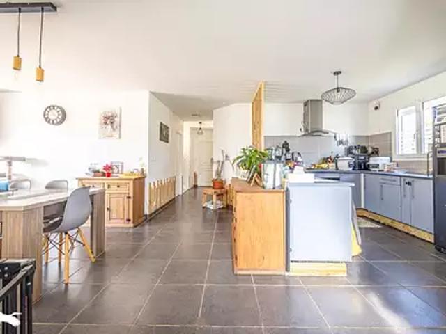 La Devise 17700 Achat / Vente maison 7 pièces t7 parking