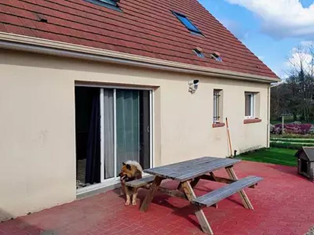 La Ferté Saint Cyr 41220 Achat / Vente maison 5 pièces t5 terrasse parking