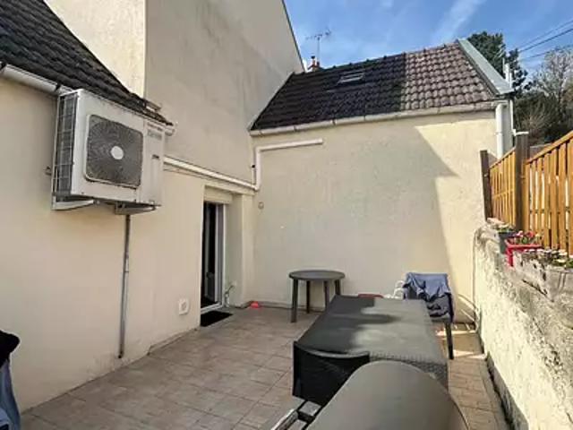 La Ferté sous Jouarre 77260 Achat / Vente maison 3 pièces t3 au dernier étage terrasse