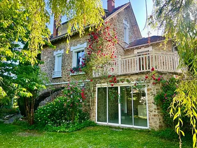 La Ferté sous Jouarre 77260 Achat / Vente maison 5 pièces t5 au dernier étage terrasse