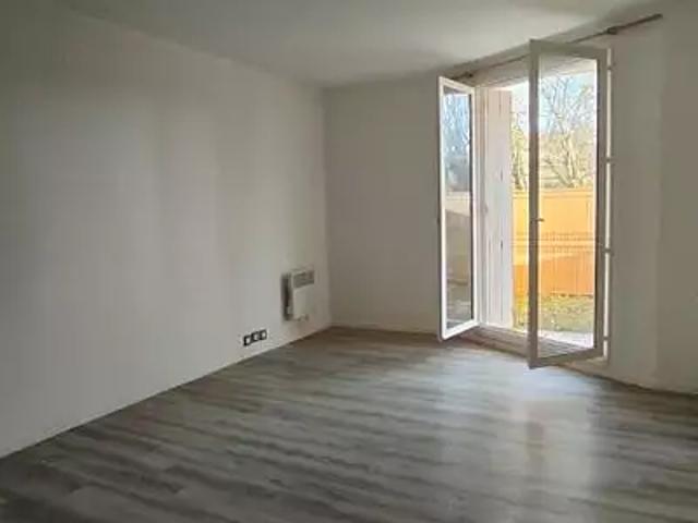 La Ferté sous Jouarre 77260 Location appartement 1 pièce t1 jardin