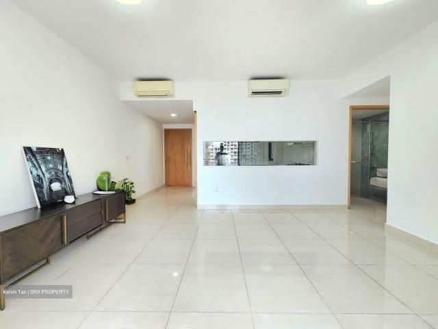 La Fiesta D19, Condominium