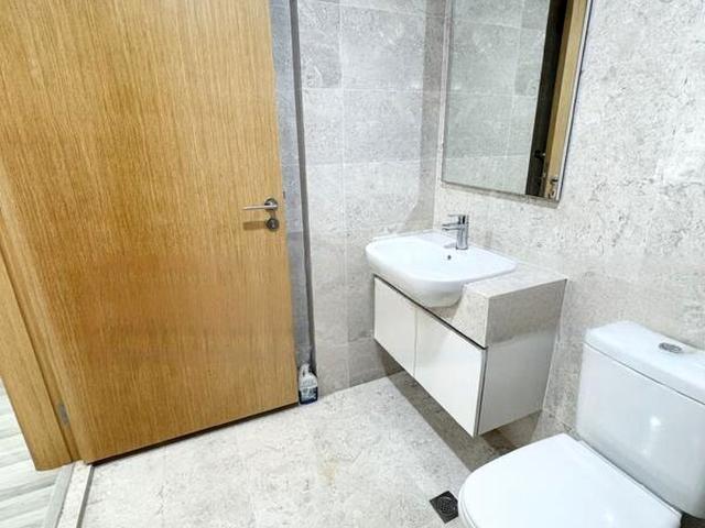 La Fiesta D19, Condominium