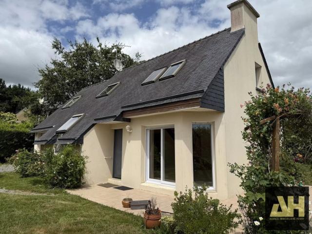 LA FOREST LANDERNEAU Maison 5 pièces avec jardin