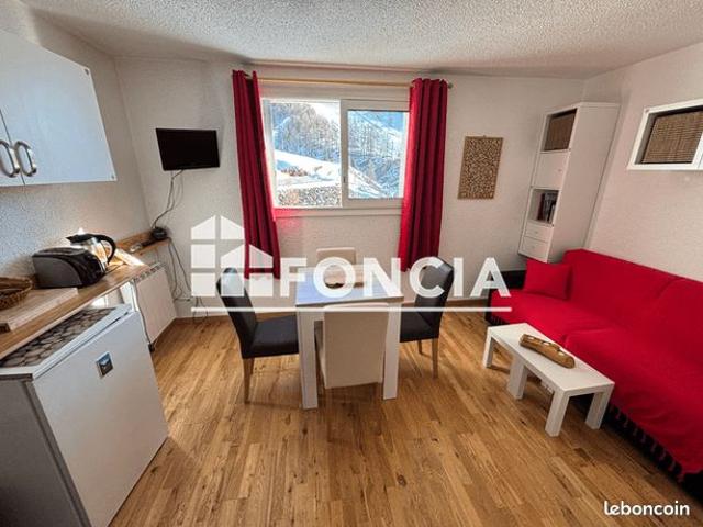 La foux, acces immediat aux pistes, confortable studio 4 couchages refait a neuf, ascenseur, casier et parking